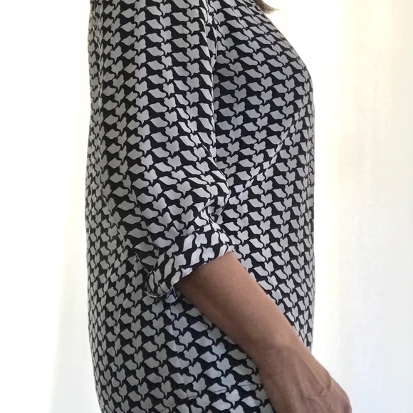 ESCADA LONG SLEEVE SILK BLOUSE - Picture 2 of 6